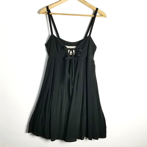 Max Studio Dresses & Skirts - MAX STUDIO Black Babydoll cut Dress